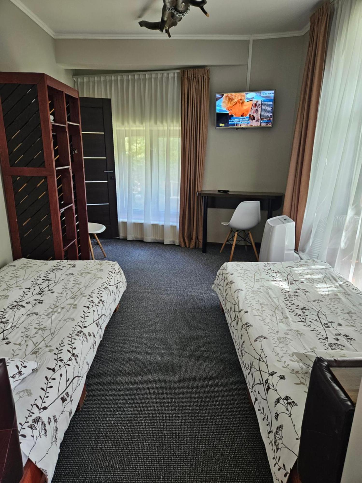 Tower Hotel Вентспилс Экстерьер фото